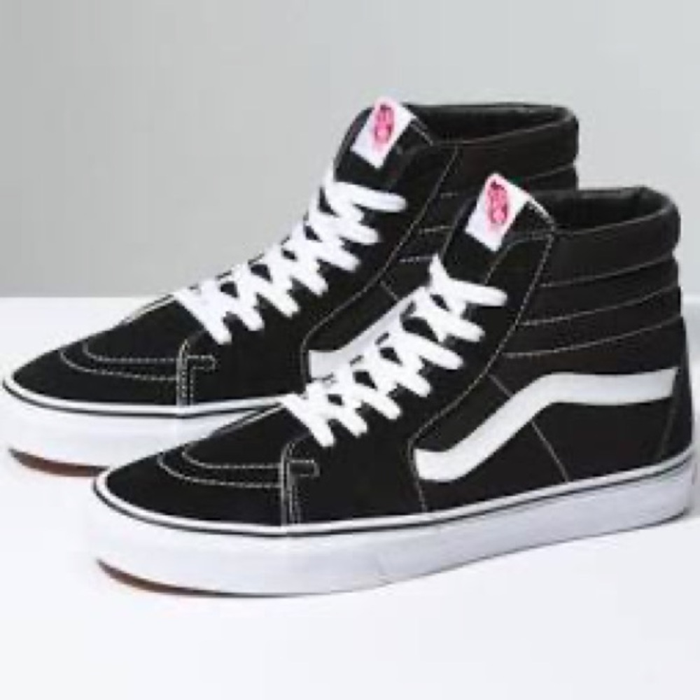Black and white Sk8 Hi-top sneakers - size 7.5